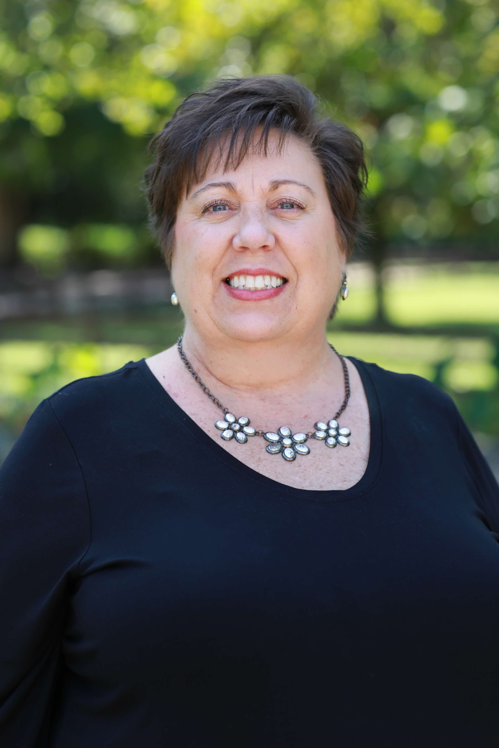 Lisa Simonton, Payroll & Benefits Administrator